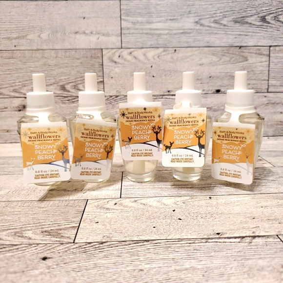 Snowy Peach Berry Wallflower Refills Bundle - Picture 1 of 2